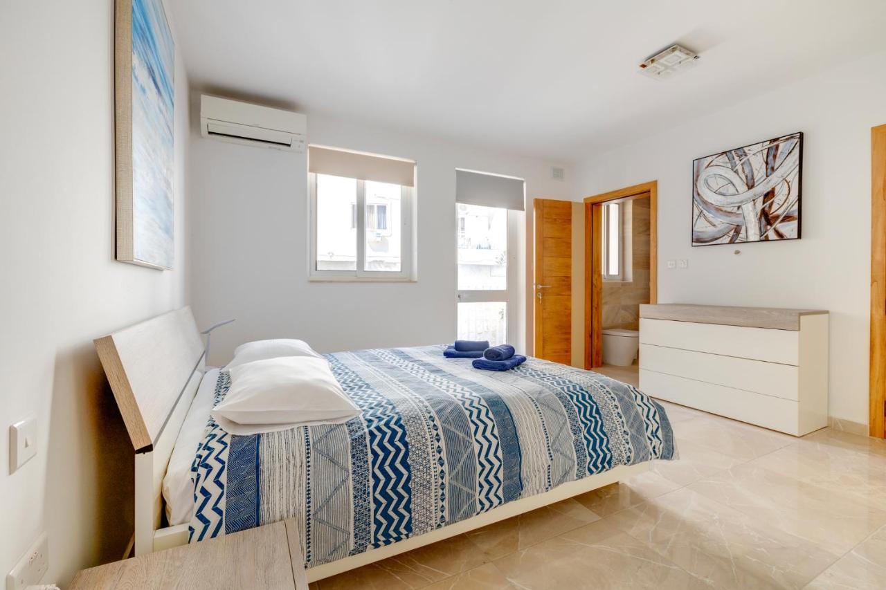 Marvellous 3Br Apartment In Central St Julians San Ġiljan Extérieur photo
