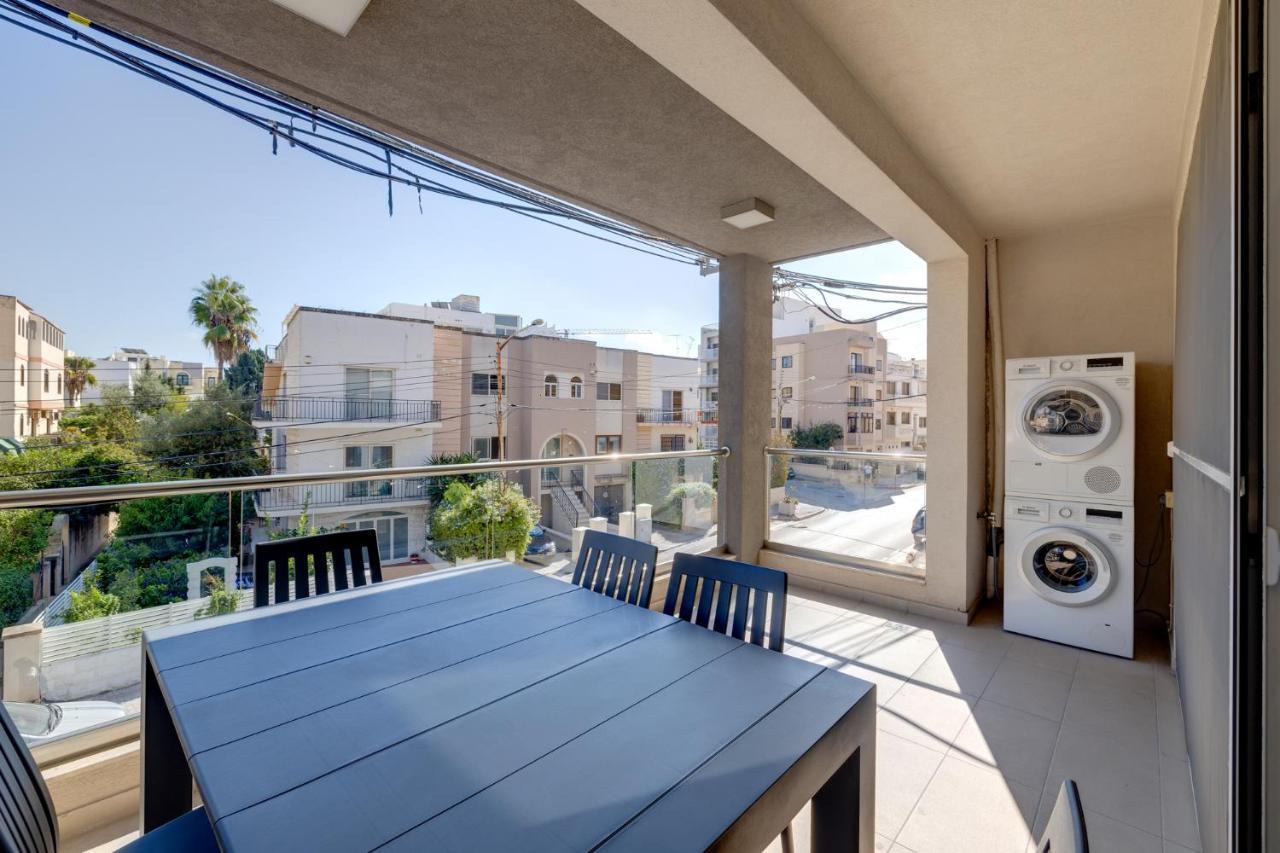 Marvellous 3Br Apartment In Central St Julians San Ġiljan Extérieur photo